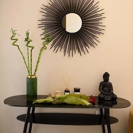 Apartment Regina's Downtown By Corfuescapes