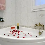 Regina's Downtown By Corfuescapes Apartament Corfu (city)