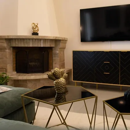 Regina's Downtown By Corfuescapes *