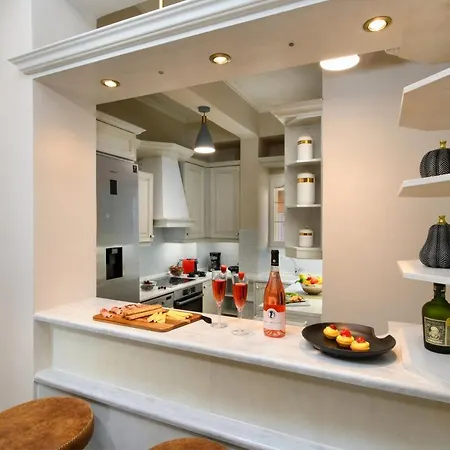 Regina's Downtown By Corfuescapes